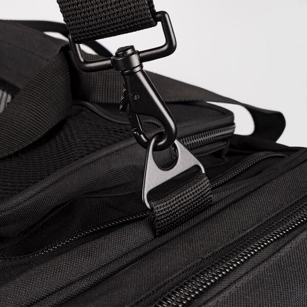 8 Weapons Gear Bags 8 Weapons Sport Bag Black-Black