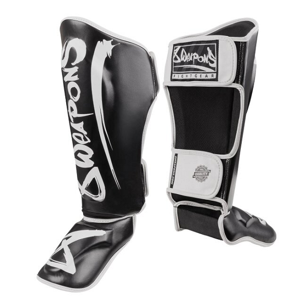 8 Weapons Shin Guards Unlimited 2.0 Black-White