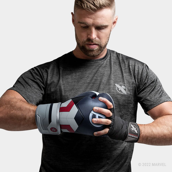 Hayabusa Boxing Gloves Hayabusa Marvel Captain America (Sam Wilson) Boxing Gloves
