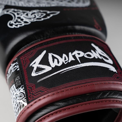 8 Weapons Boxing Gloves 8 Weapons Boxing Gloves Sak Yant Naga Black-Maroon