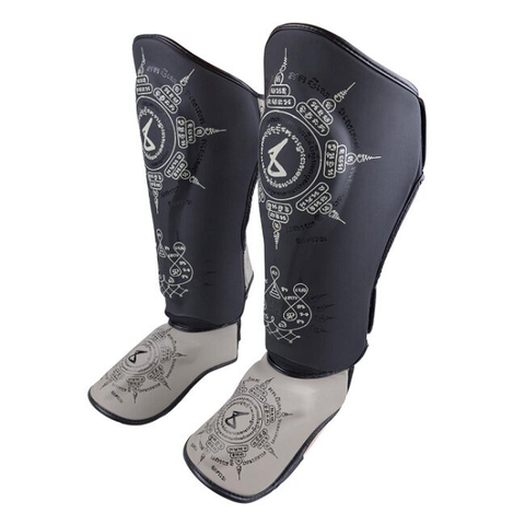 8 Weapons Shin Guards 8 Weapons Shin Guards Shift Black-White