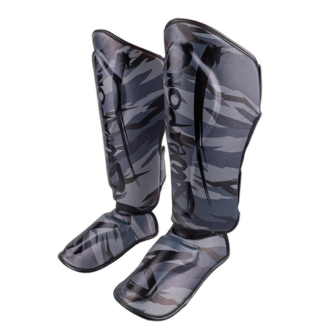 8 Weapons Shin Guards 8 Weapons Shin Guards Shift Black-White
