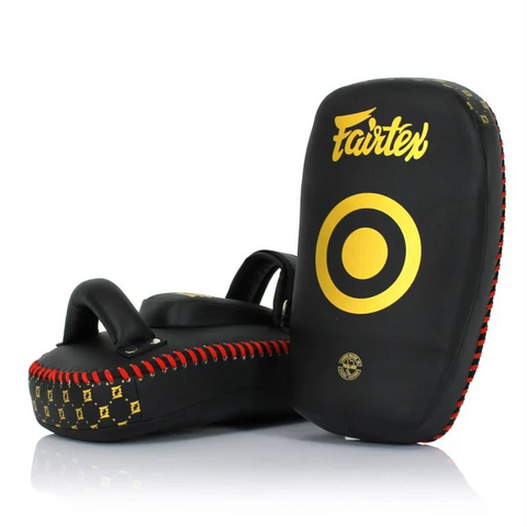 The Fairtex KPLC6 Lightweight Curved Thai Pads are designed for speed, c...