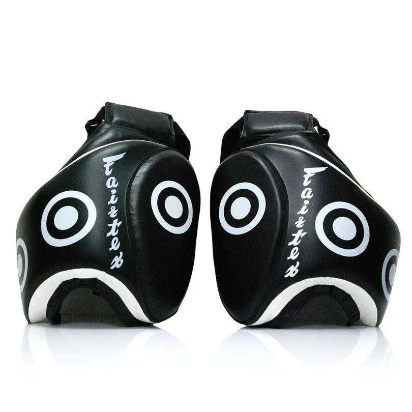Fairtex Thigh Pads Fairtex TP3 Deluxe Thigh Pads - Black