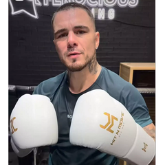 Hit N Move Boxing Gloves Hit N Move 24oz Conditioning Boxing Gloves White