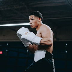 Hit N Move Boxing Gloves Hit N Move 24oz Conditioning Boxing Gloves White