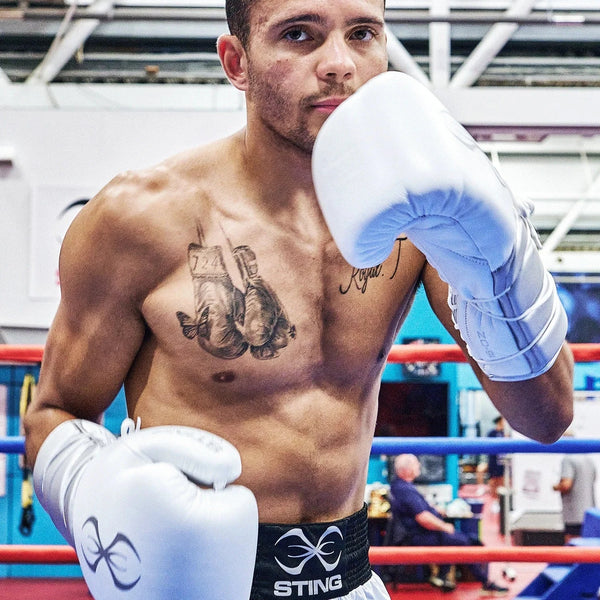 STING Boxing Gloves Lace Up Sting Viper X Lace Up Sparring Gloves - White/Silver