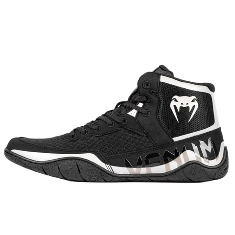 Venum Elite Wrestling Shoes – Black/Sand