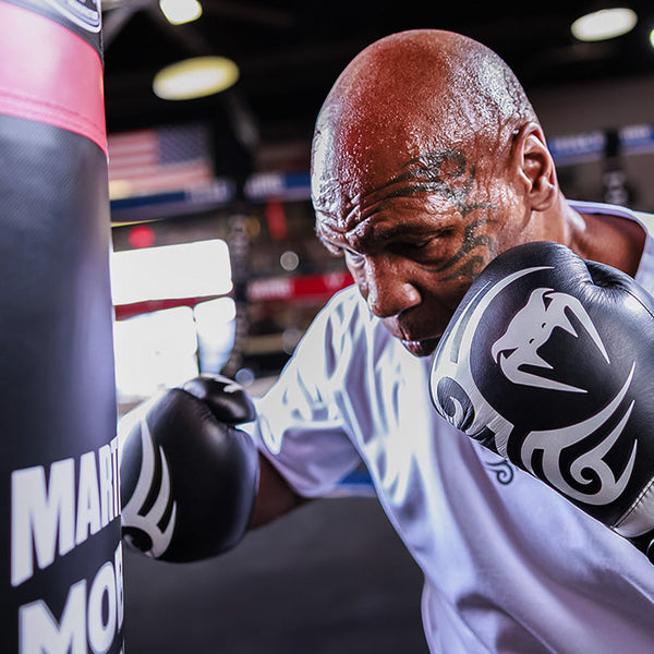 Venum Boxing Gloves Venum Giant 2.0 Mike Tyson Pro Boxing Gloves - Deep Black/Optical White