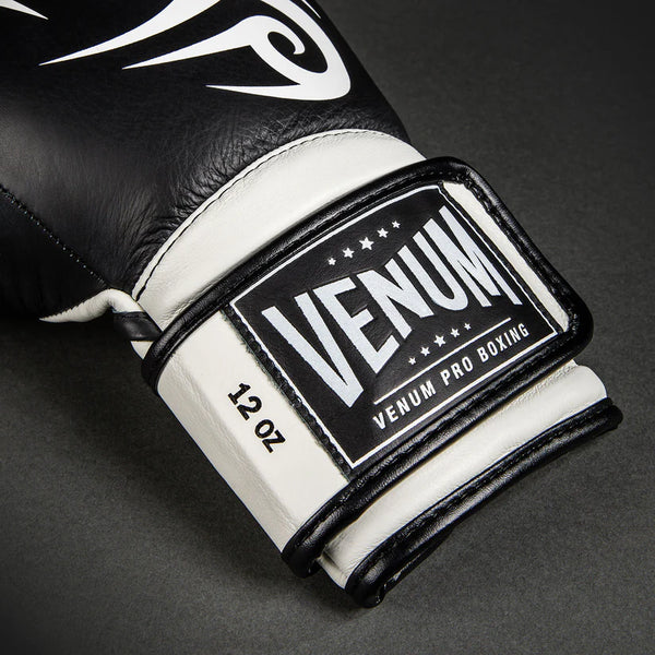 Venum Boxing Gloves Venum Giant 2.0 Mike Tyson Pro Boxing Gloves - Deep Black/Optical White