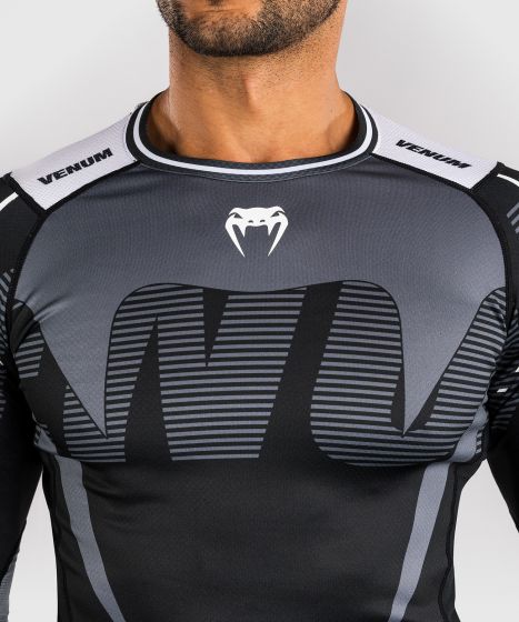 Venum Longsleeve Rash Guard Venum Adrenaline Long Sleeve Rashguard - Black/Silver Grey