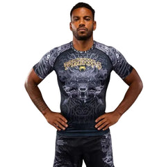 Venum Shortsleeve Rash Guard Venum Wolf Atak Short Sleeve Rashguard - Black/Grey