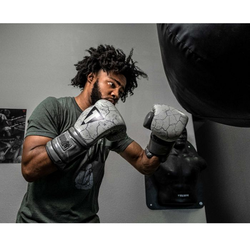 Title Roberto Duran Stone Leather Training Gloves - The Fight Factory