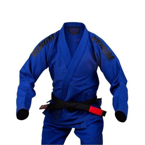 The jacket of Venum Contender Evo’s BJJ kimono is made from a Pearl Wave...